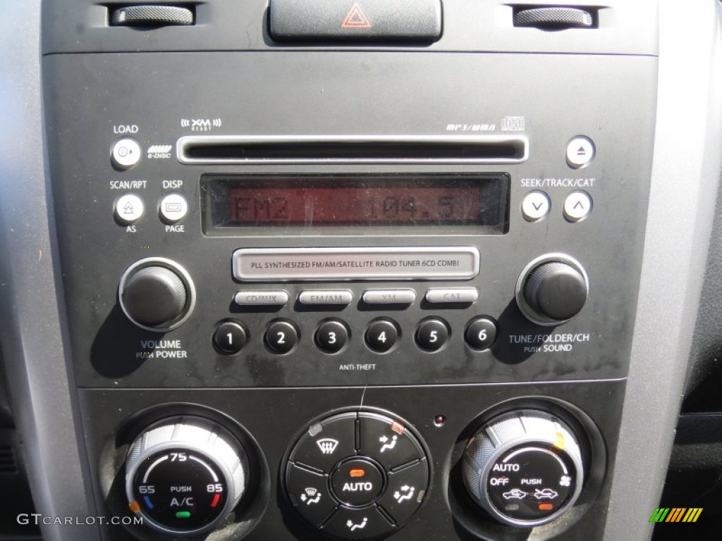 2006 Suzuki Grand Vitara XSport Audio System Photos