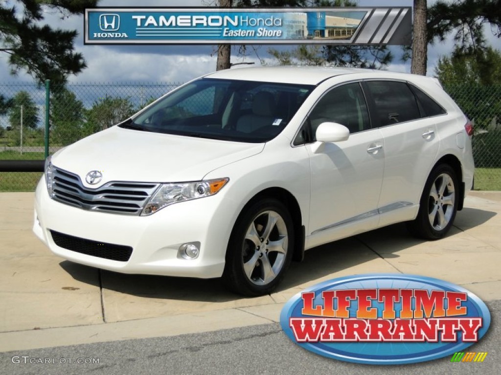 Blizzard Pearl White Toyota Venza