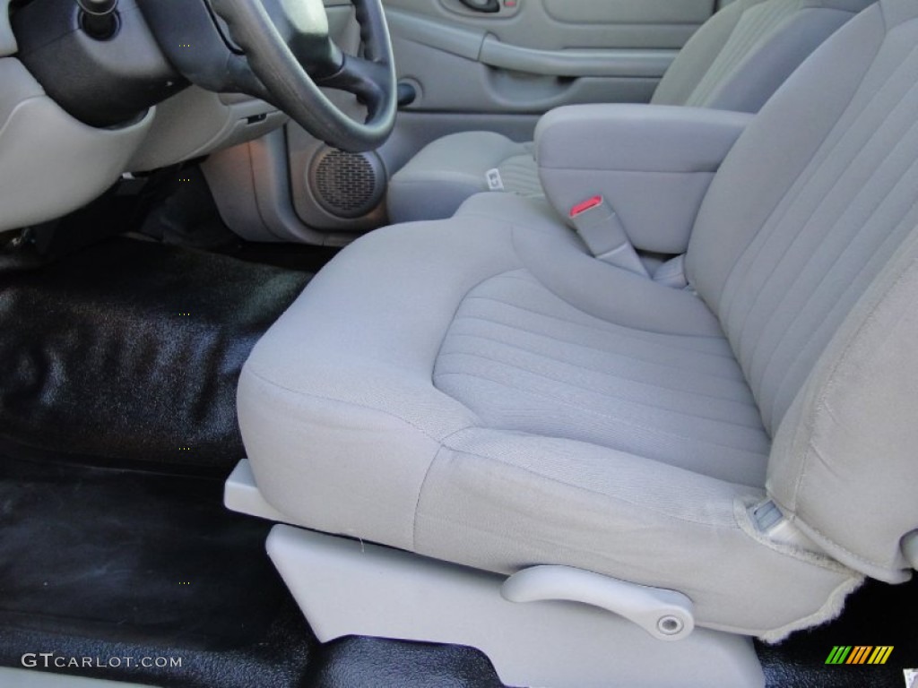 2003 S10 LS Regular Cab - Sandalwood Metallic / Medium Gray photo #12