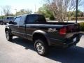 Onyx Black - S10 LS Extended Cab 4x4 Photo No. 4