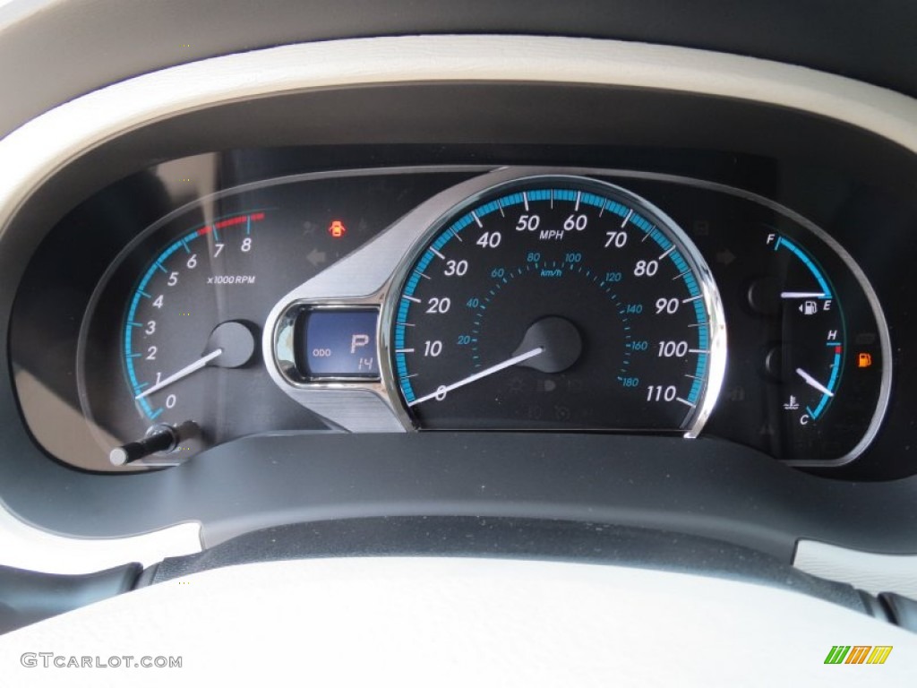 2013 Toyota Sienna XLE Gauges Photo #70991302