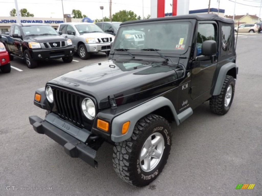 2005 Wrangler X 4x4 - Black / Dark Slate Gray photo #3