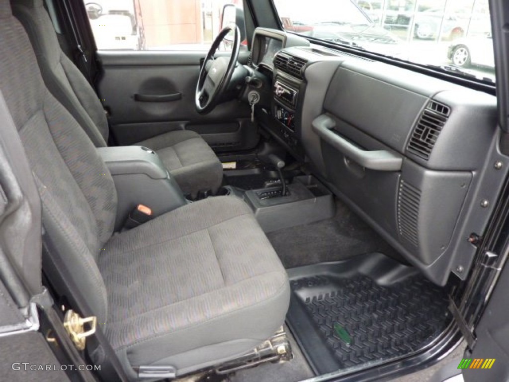 2005 Wrangler X 4x4 - Black / Dark Slate Gray photo #4