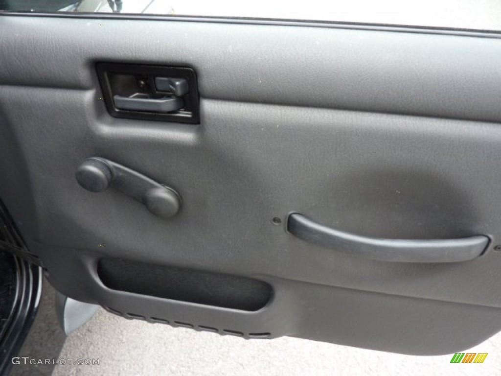 2005 Wrangler X 4x4 - Black / Dark Slate Gray photo #14