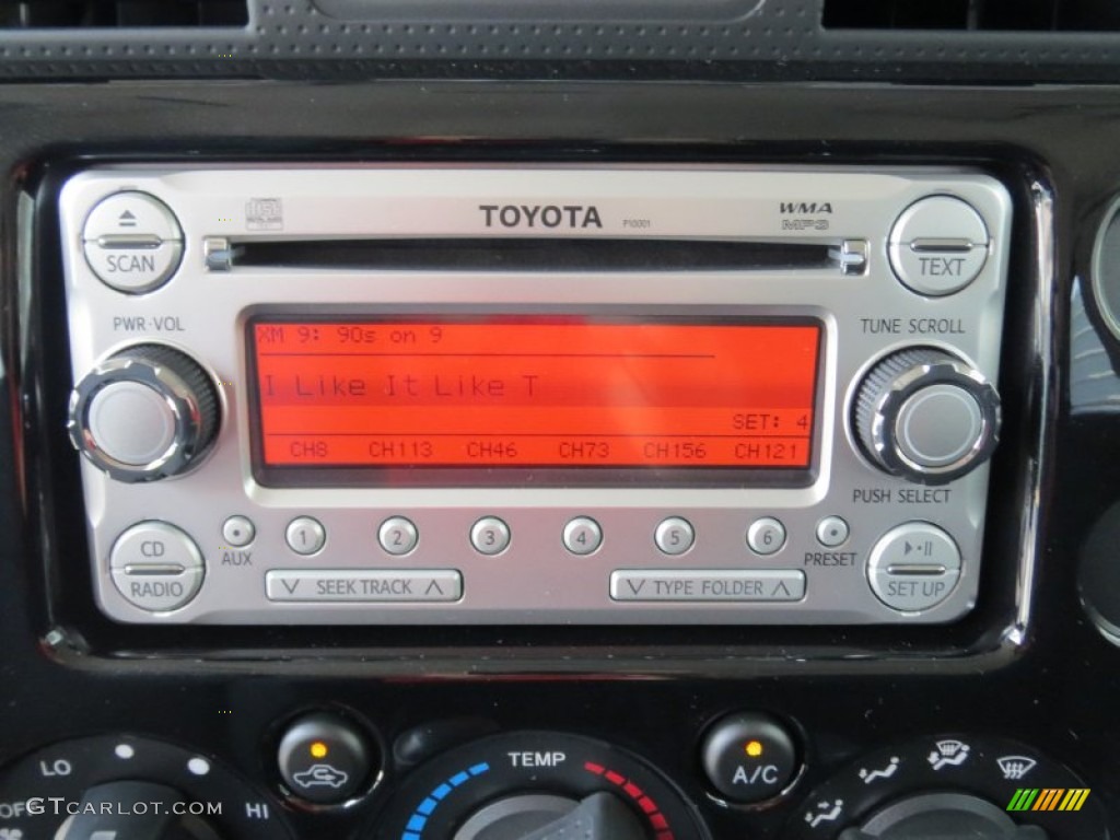 2012 Toyota FJ Cruiser Standard FJ Cruiser Model Audio System Photo #70992475