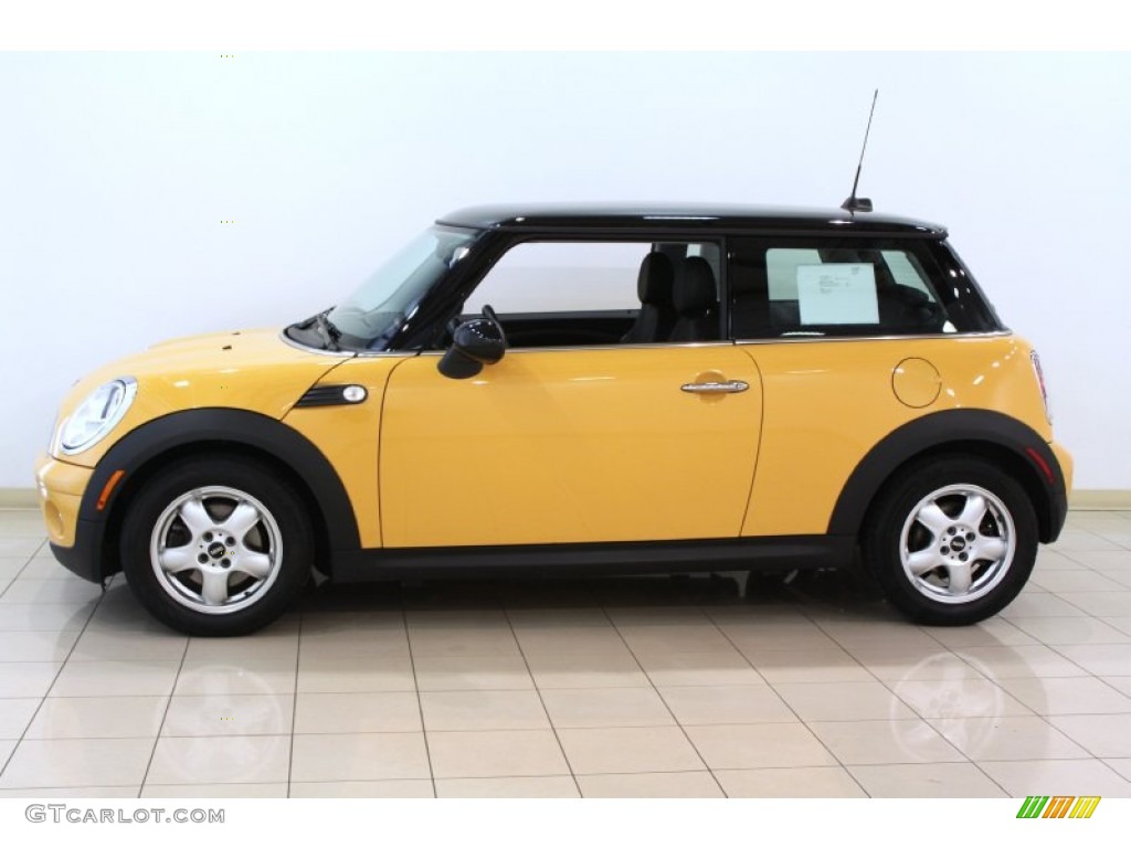 Mellow Yellow 2009 Mini Cooper Hardtop Exterior Photo #70993396