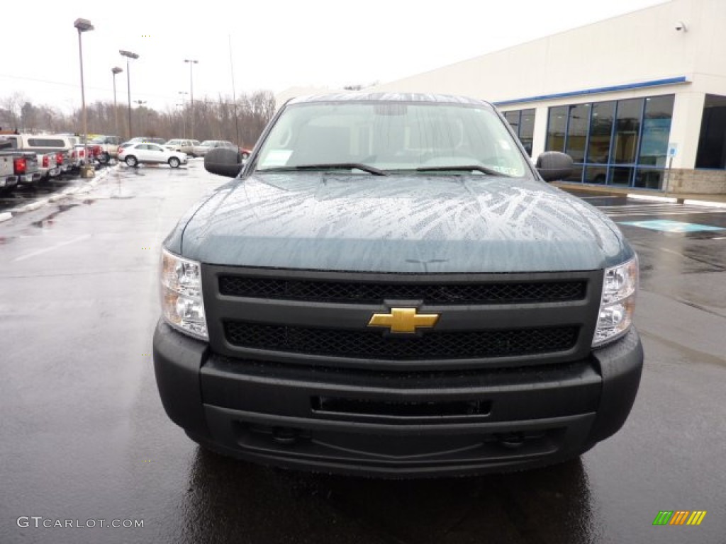 2011 Silverado 1500 Regular Cab 4x4 - Blue Granite Metallic / Dark Titanium photo #2