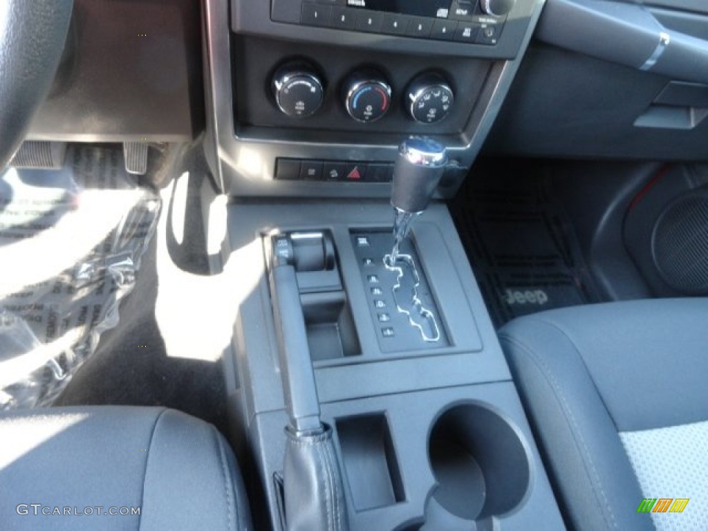 2009 Liberty Sport 4x4 - Sunburst Orange Pearl / Dark Slate Gray photo #5