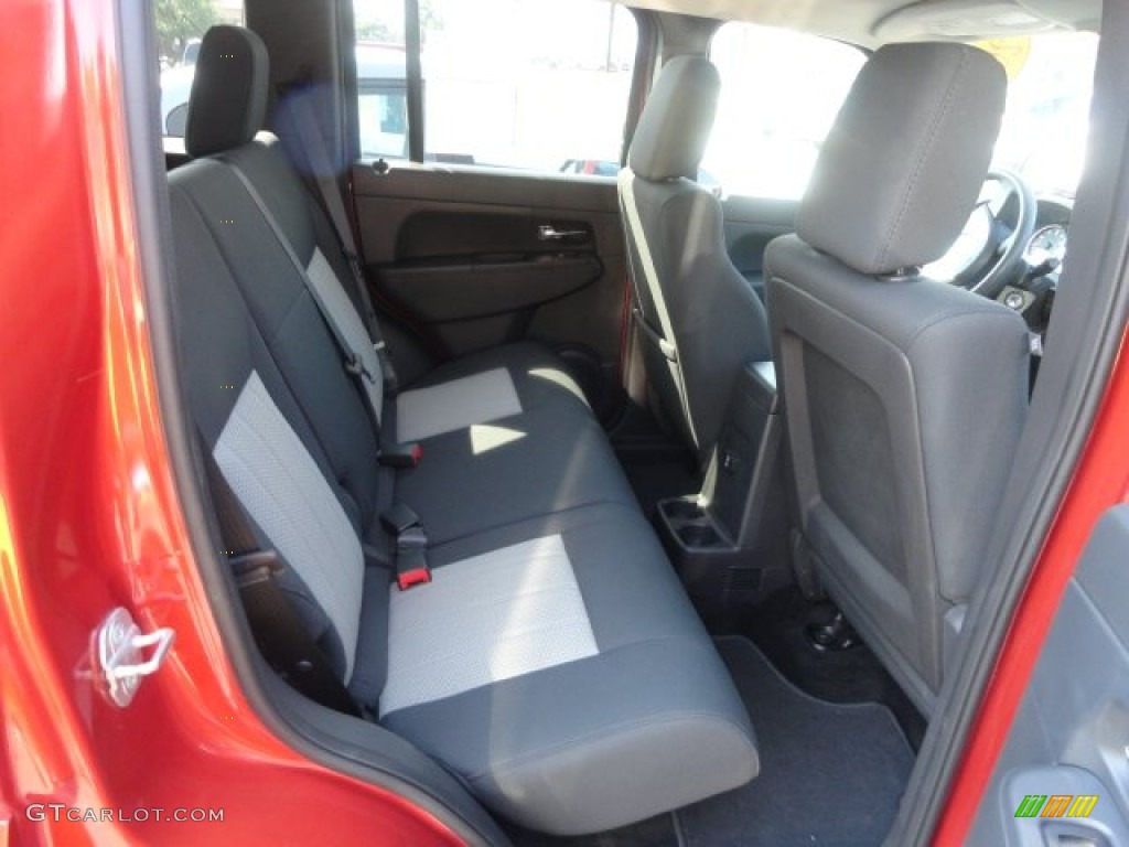 2009 Liberty Sport 4x4 - Sunburst Orange Pearl / Dark Slate Gray photo #10