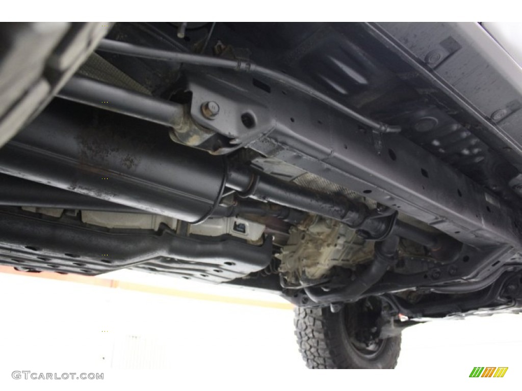2007 Toyota FJ Cruiser 4WD Undercarriage Photo #70998679