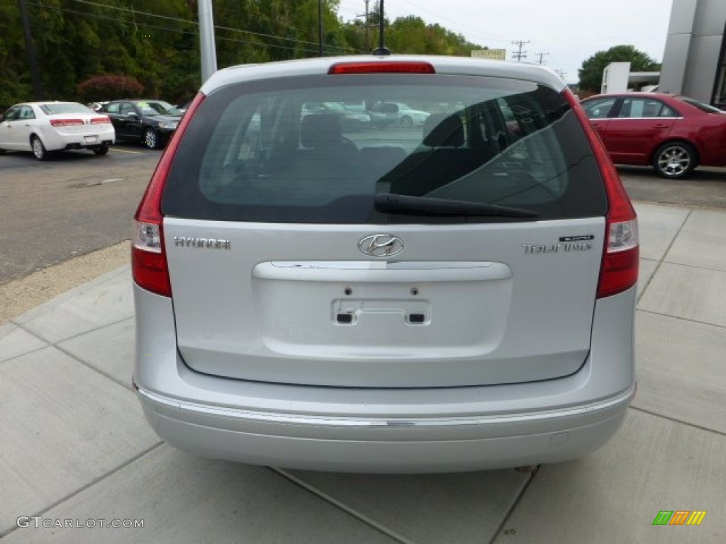 2009 Elantra Touring - Quicksilver / Black photo #4