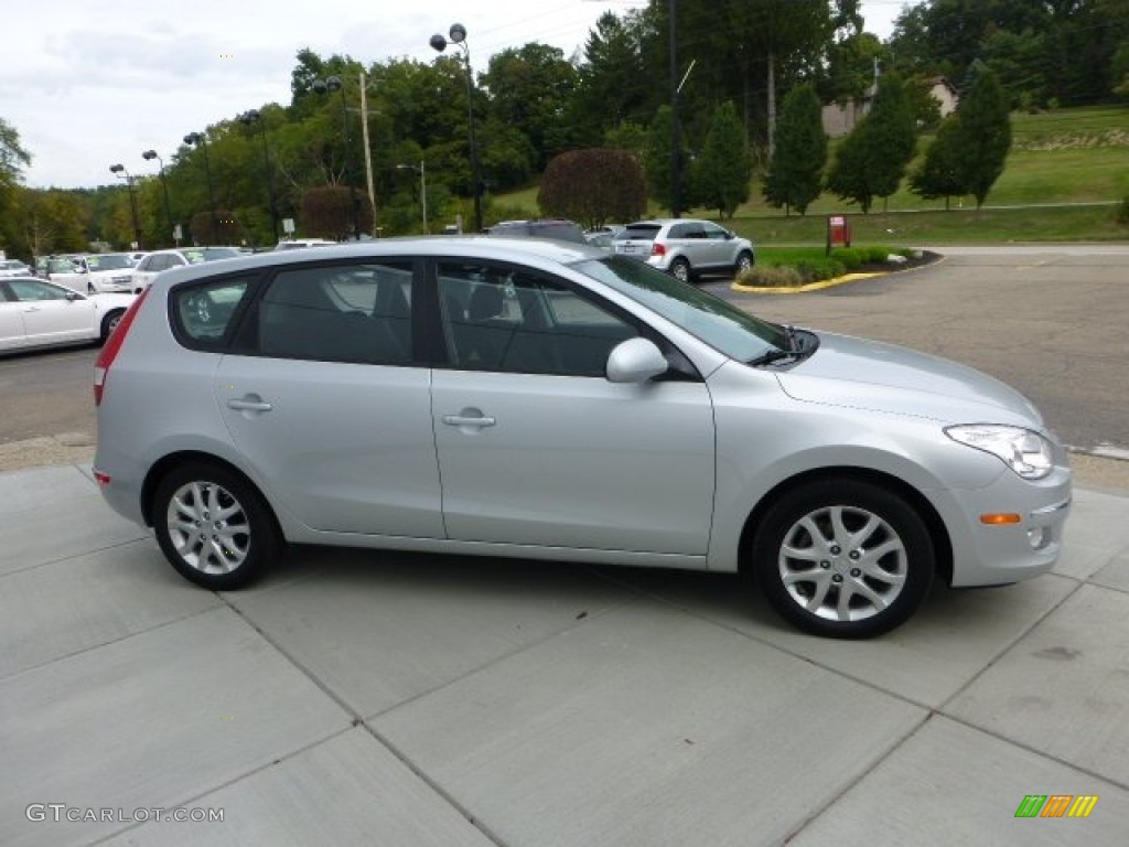 2009 Elantra Touring - Quicksilver / Black photo #6