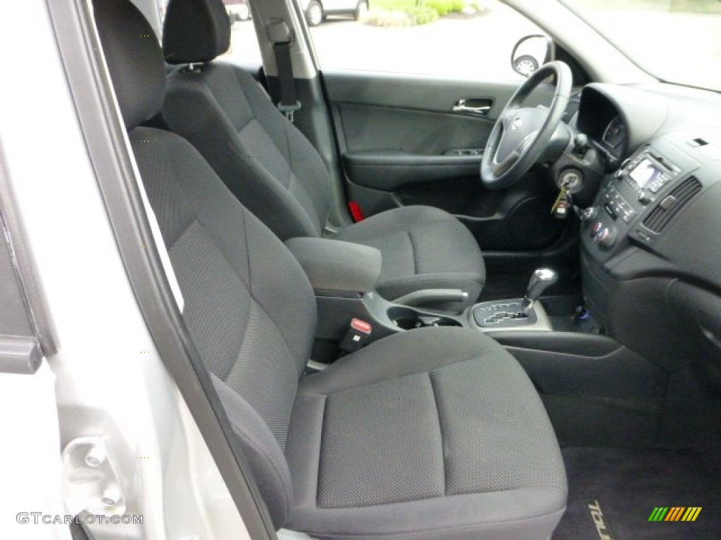 2009 Elantra Touring - Quicksilver / Black photo #10