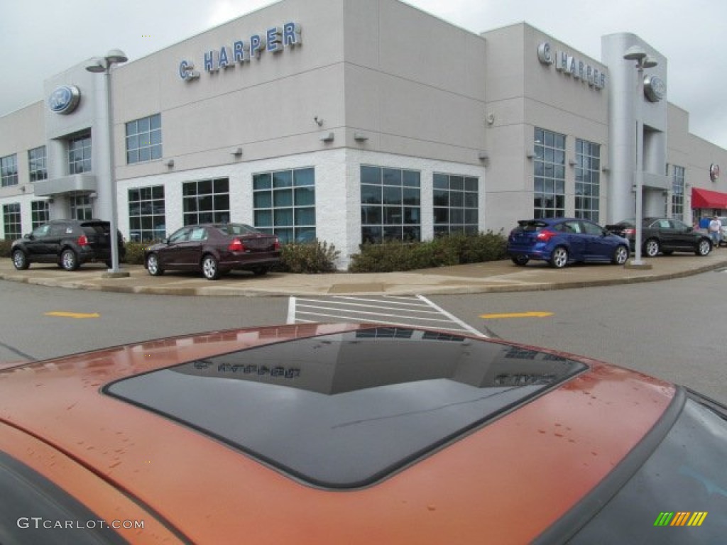 2004 Cavalier LS Sport Coupe - Sunburst Orange / Graphite photo #3