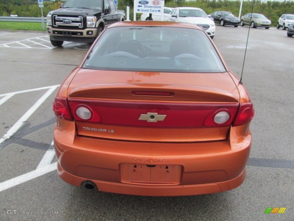 2004 Cavalier LS Sport Coupe - Sunburst Orange / Graphite photo #10