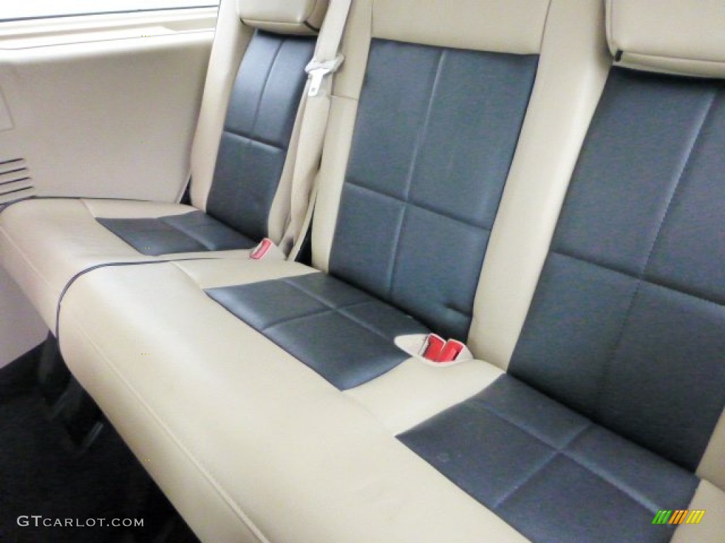 Limited Camel/Charcoal Interior 2010 Lincoln Navigator Limited Edition 4x4 Photo #71002654