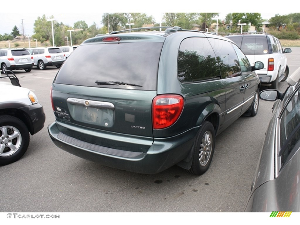 2001 Town & Country Limited - Shale Green Metallic / Taupe photo #2
