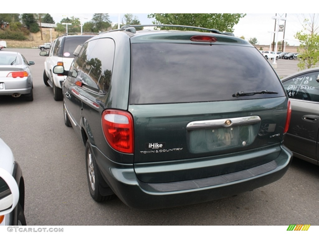2001 Town & Country Limited - Shale Green Metallic / Taupe photo #3
