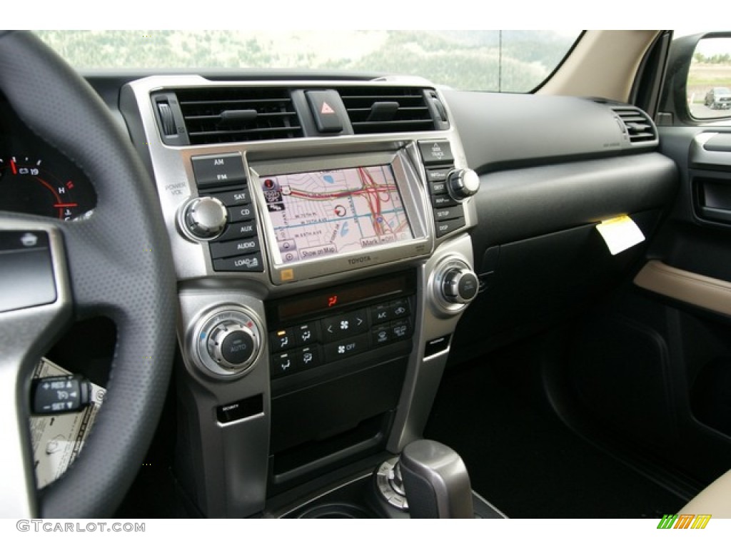 2013 Toyota 4Runner Limited 4x4 Dashboard Photos