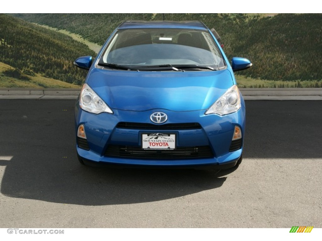 2012 Prius c Hybrid Two - Blue Streak Metallic / Light Blue Gray/Black photo #3