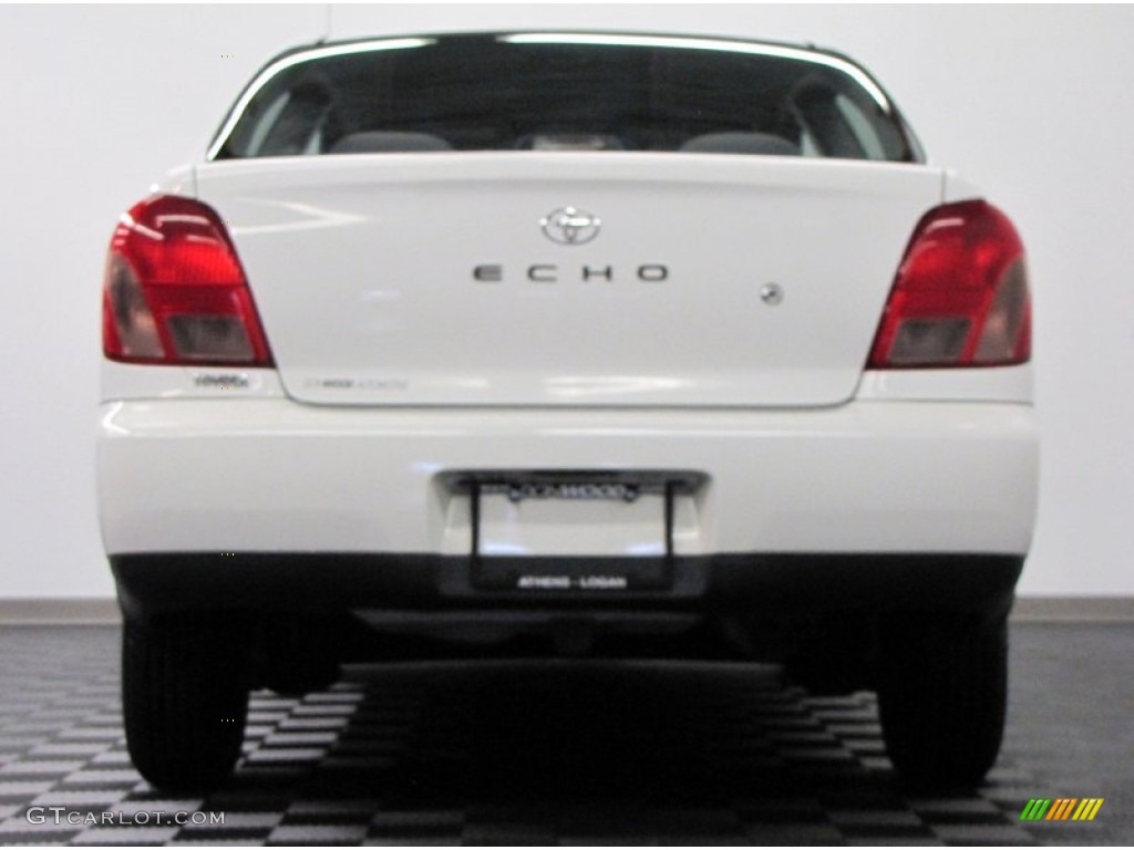 2002 ECHO Sedan - Polar White / Shadow Gray photo #4