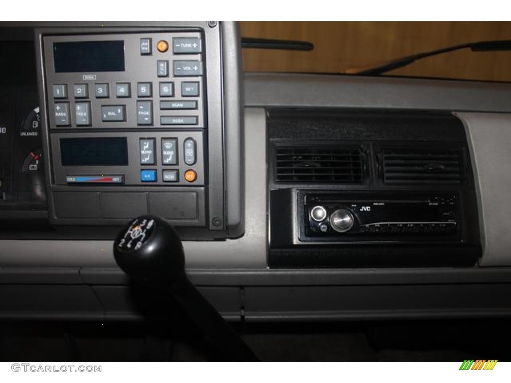 1991 C/K C1500 Regular Cab - Black / Gray photo #6