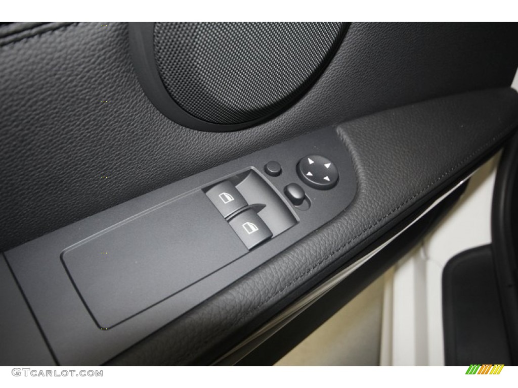 2013 3 Series 335i Coupe - Alpine White / Black photo #14