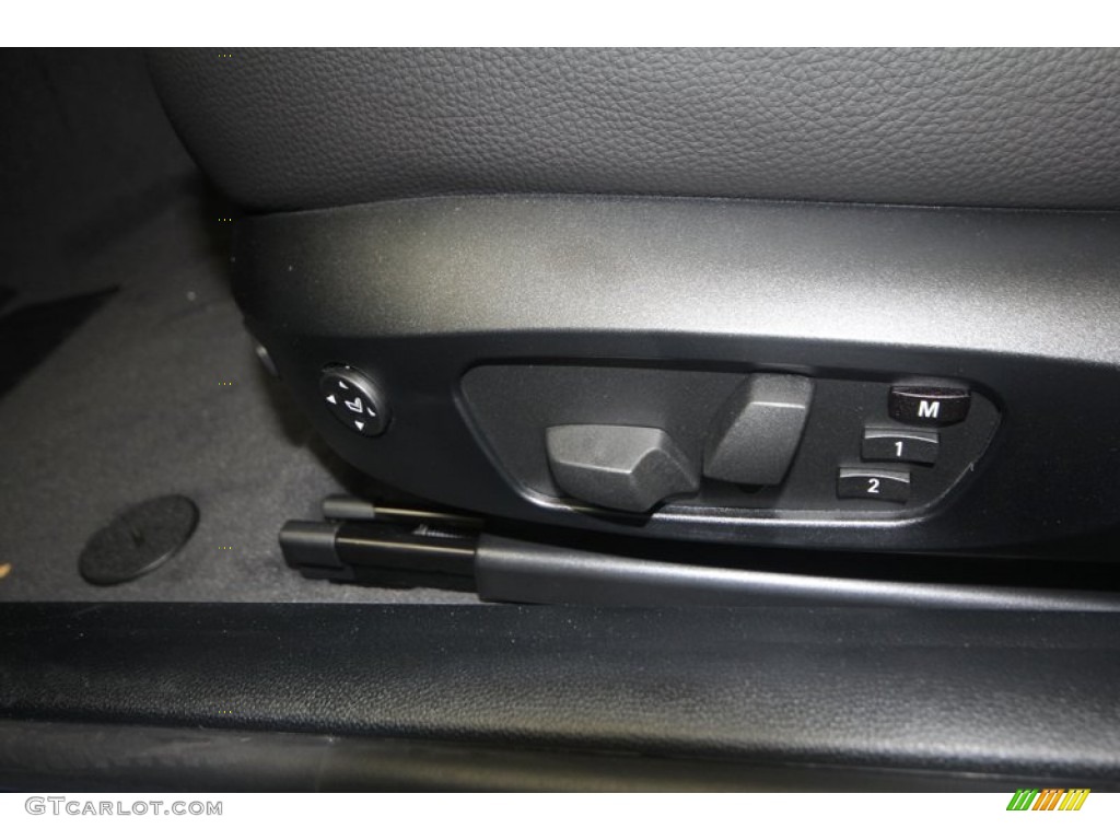 2013 3 Series 335i Coupe - Alpine White / Black photo #15