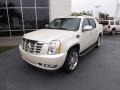 White Diamond Tricoat - Escalade EXT Luxury AWD Photo No. 1