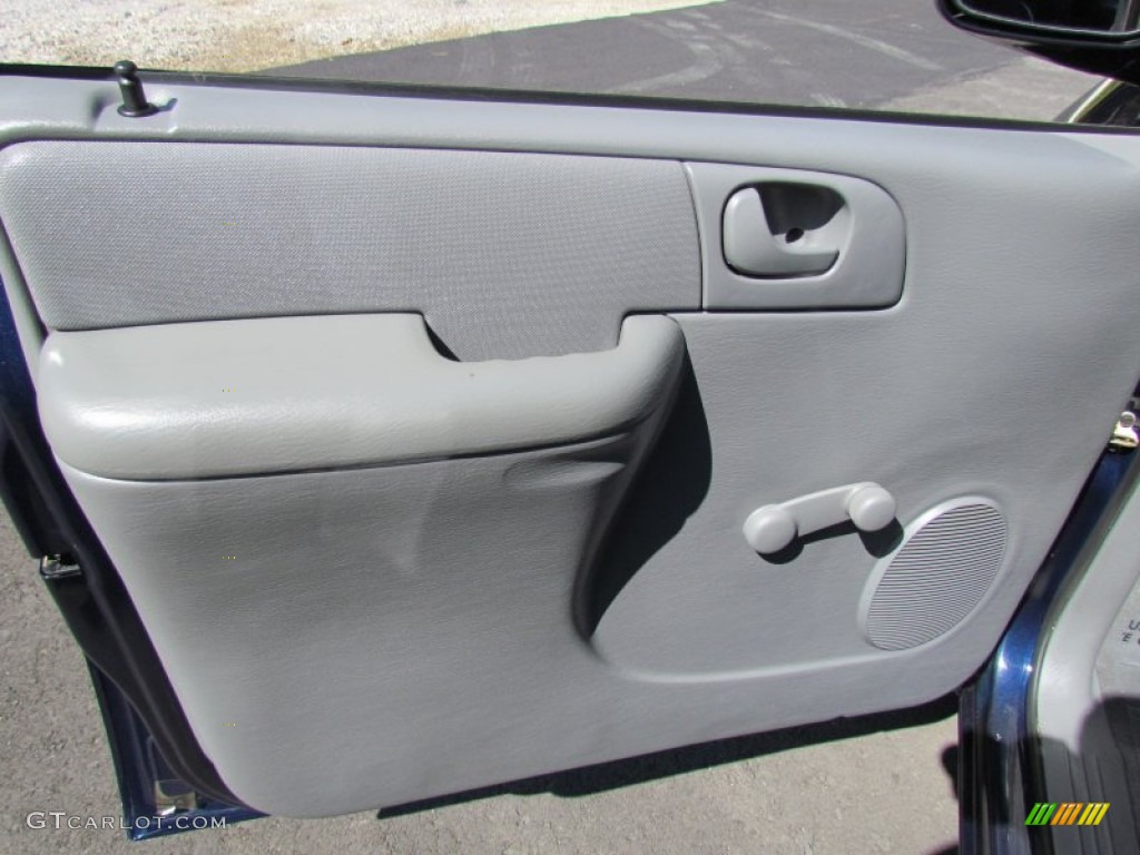 2005 Caravan SE - Midnight Blue Pearl / Medium Slate Gray photo #20