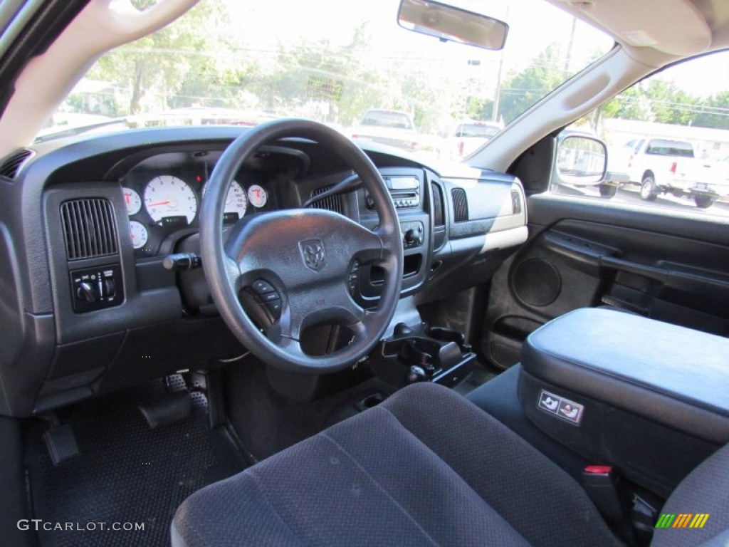 2003 Ram 1500 SLT Quad Cab 4x4 - Black / Dark Slate Gray photo #15