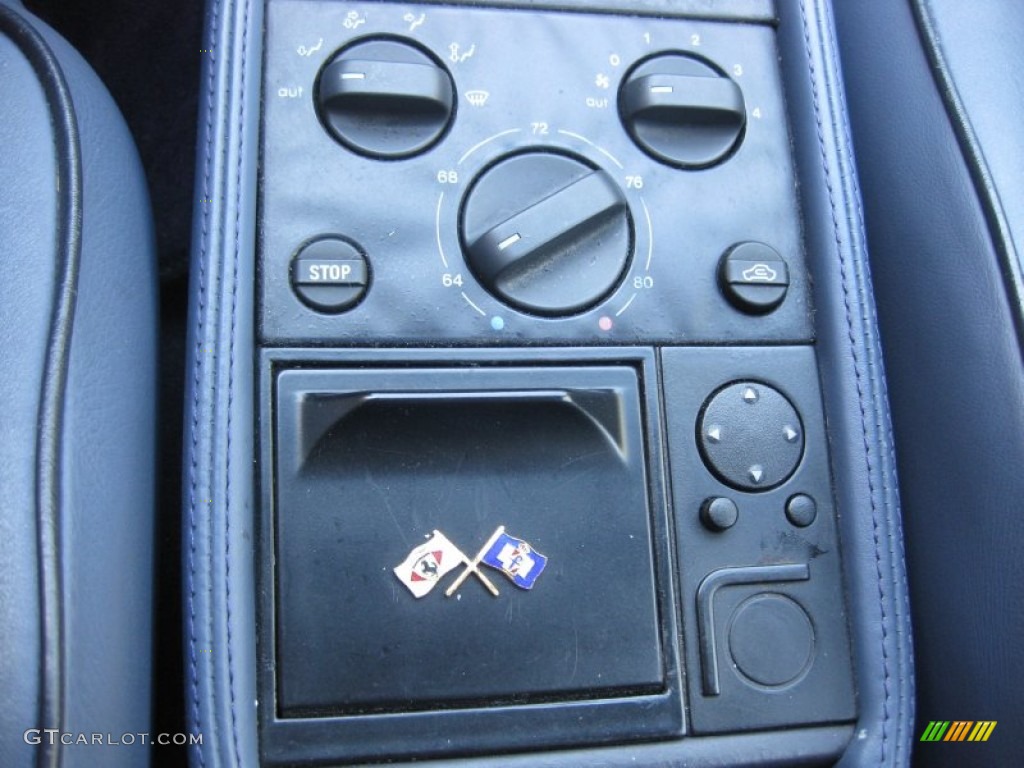 1999 Ferrari 355 F1 Spider Controls Photos
