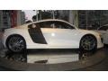 Ibis White - R8 5.2 FSI quattro Photo No. 35