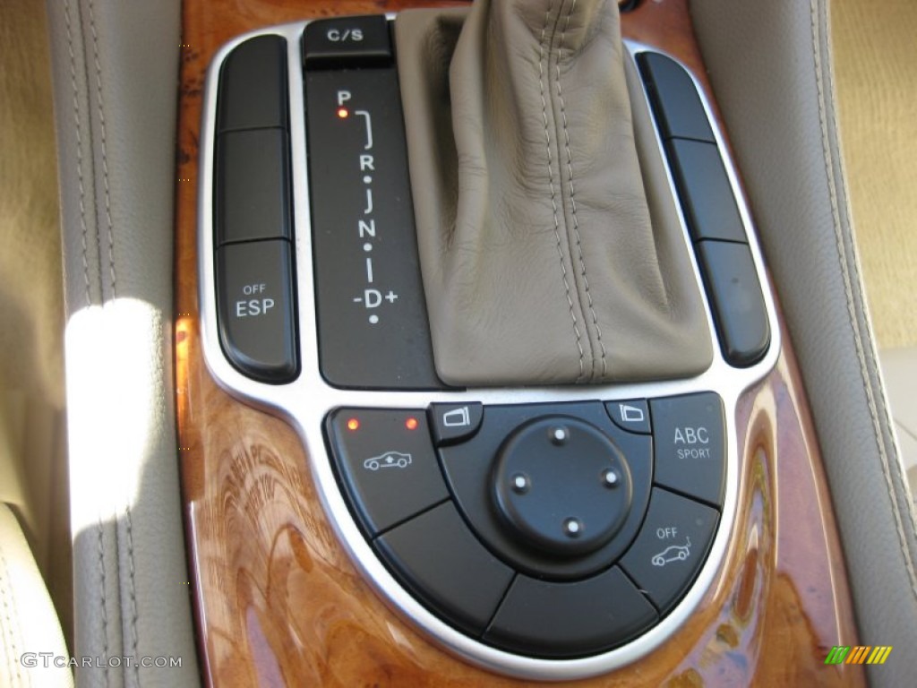 2009 Mercedes-Benz SL 550 Roadster Controls Photo #71015120