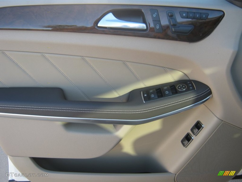 2013 Mercedes-Benz GL 450 4Matic Almond Beige Door Panel Photo #71015252