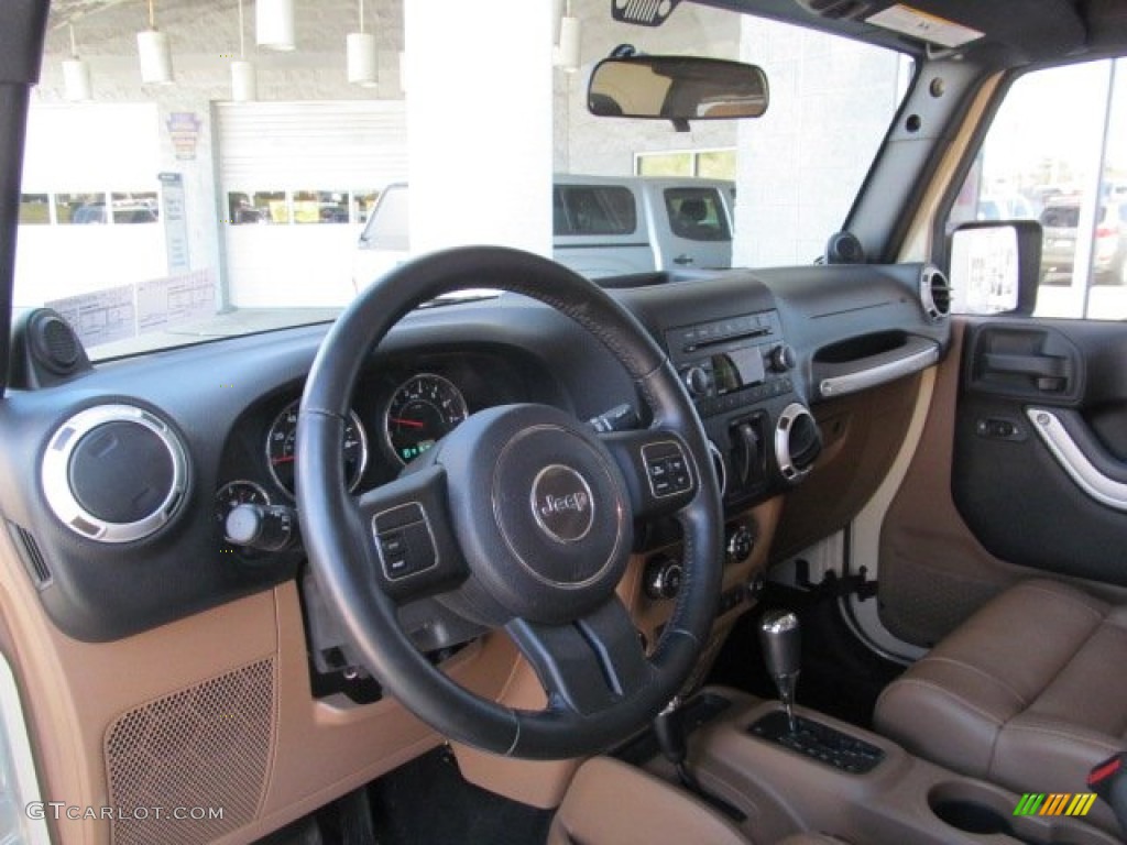 2011 Wrangler Sahara 4x4 - Sahara Tan / Black/Dark Saddle photo #13