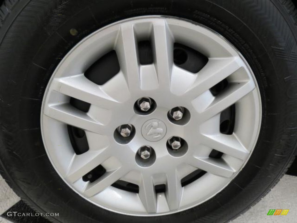 2005 Dodge Grand Caravan SE Wheel Photo #71018771