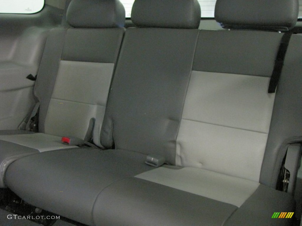 2007 Aspen Limited HEMI 4WD - Marine Blue Pearl / Dark Slate Gray/Light Slate Gray photo #12