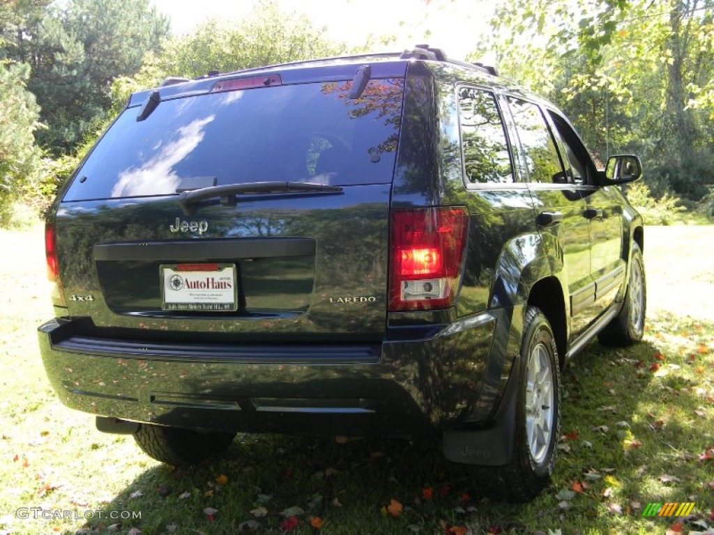 2005 Grand Cherokee Laredo 4x4 - Deep Beryl Green Pearl / Khaki photo #7