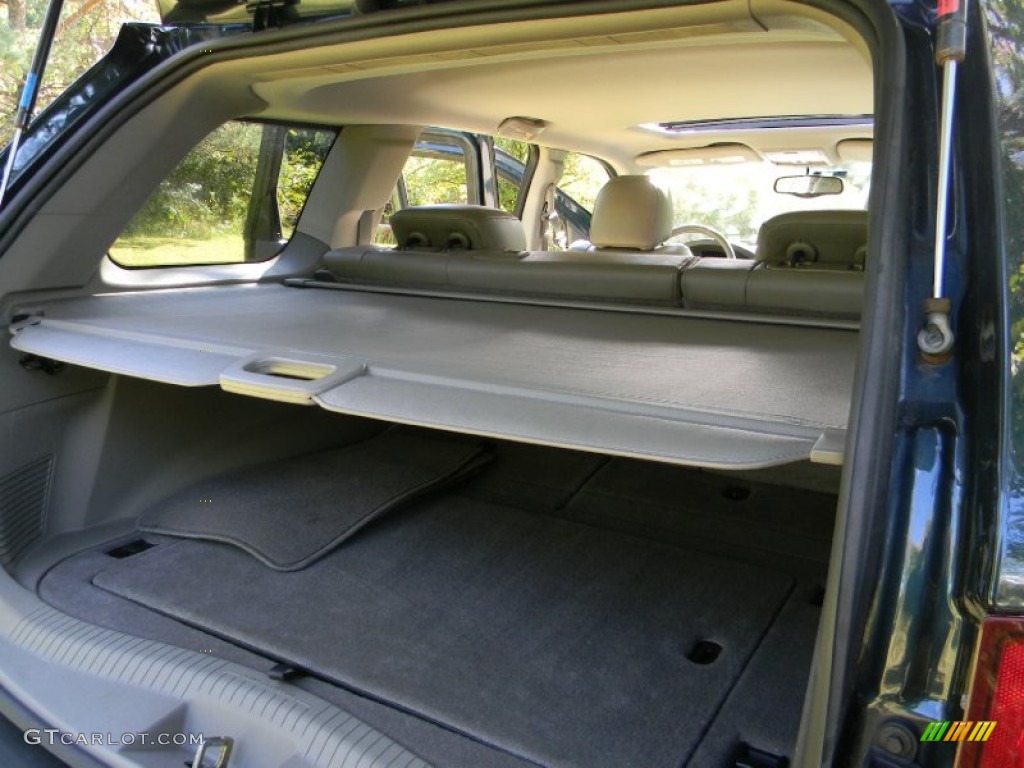 2005 Grand Cherokee Laredo 4x4 - Deep Beryl Green Pearl / Khaki photo #40
