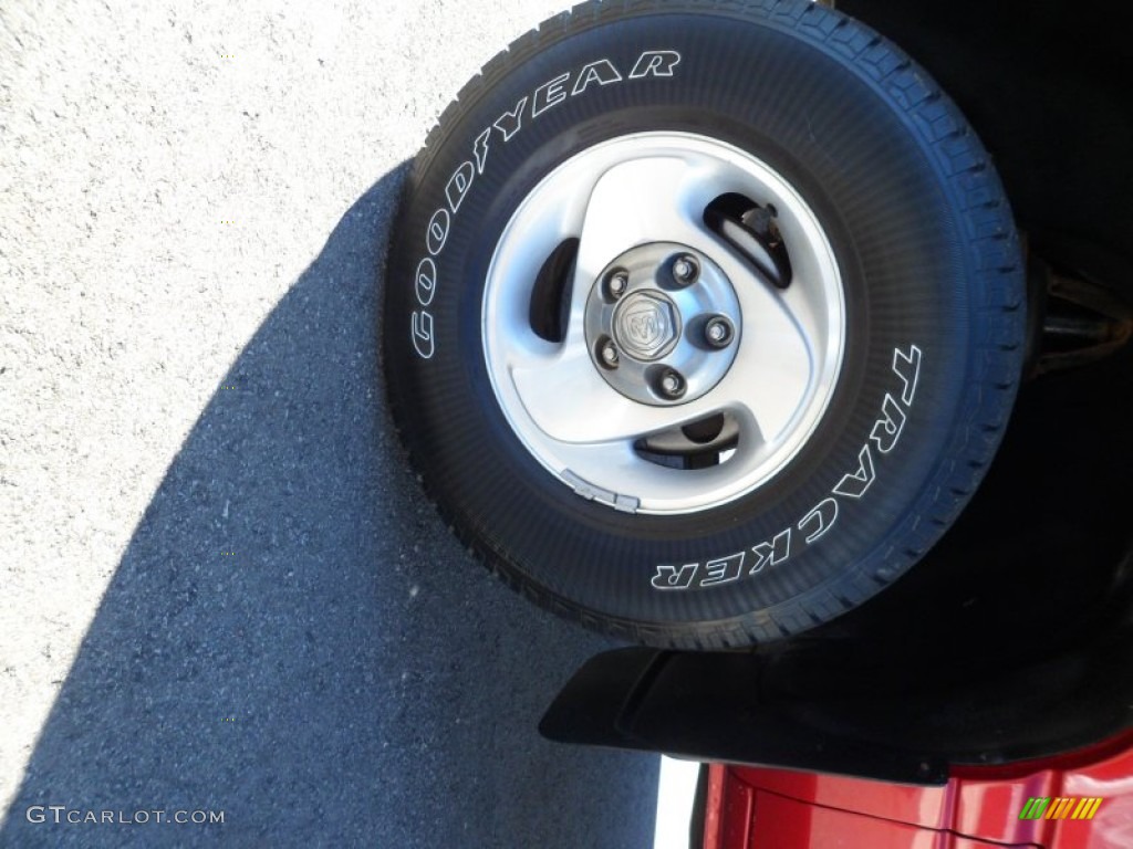 1999 Ram 1500 SLT Regular Cab 4x4 - Metallic Red / Mist Gray photo #9