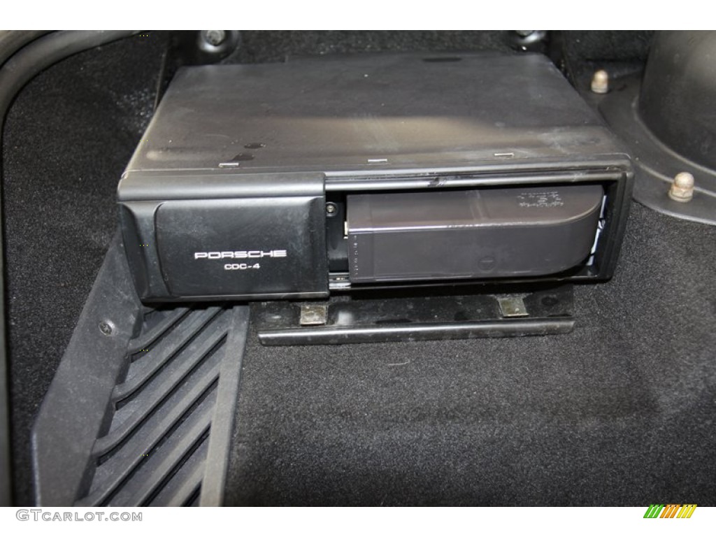 2003 Porsche 911 Carrera 4S Coupe Audio System Photos