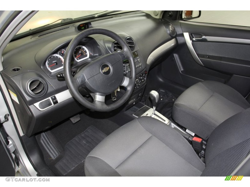 2009 Aveo LT Sedan - Cosmic Silver / Charcoal photo #13