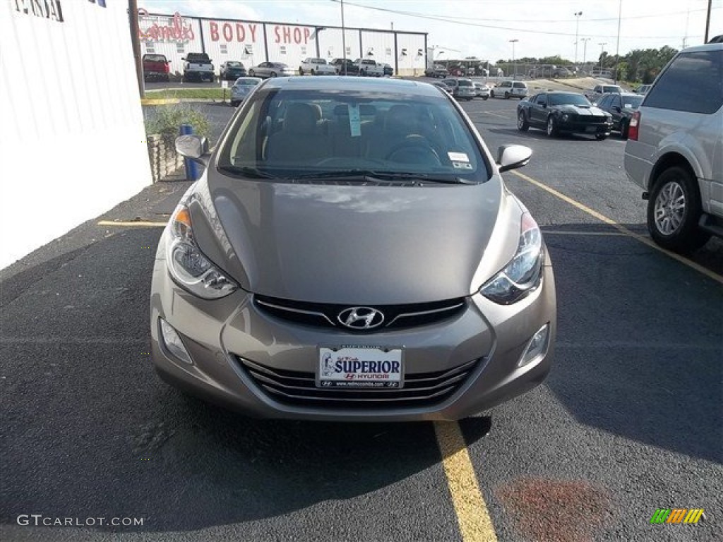 Desert Bronze Hyundai Elantra