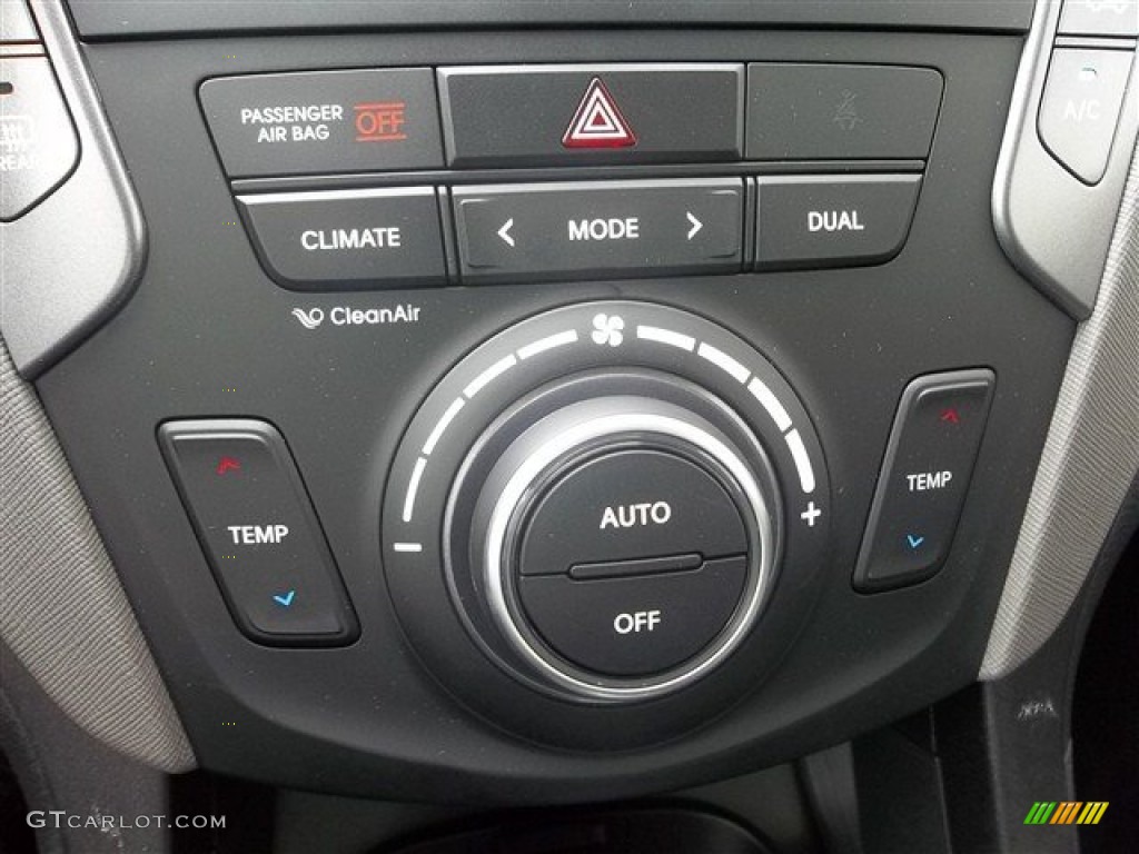 2013 Hyundai Santa Fe Sport Controls Photo #71026486