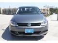 2013 Platinum Gray Metallic Volkswagen Jetta SE Sedan  photo #2