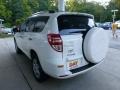 Super White - RAV4 I4 4WD Photo No. 4