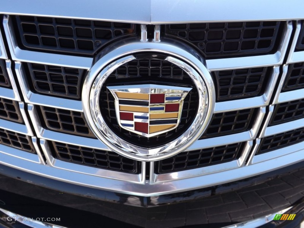 2013 Cadillac XTS Luxury FWD Marks and Logos Photo #71031460