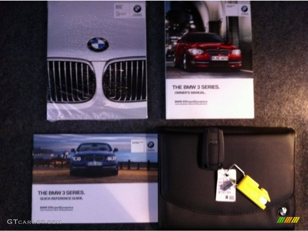 2013 BMW 3 Series 328i Convertible Books/Manuals Photo #71032298