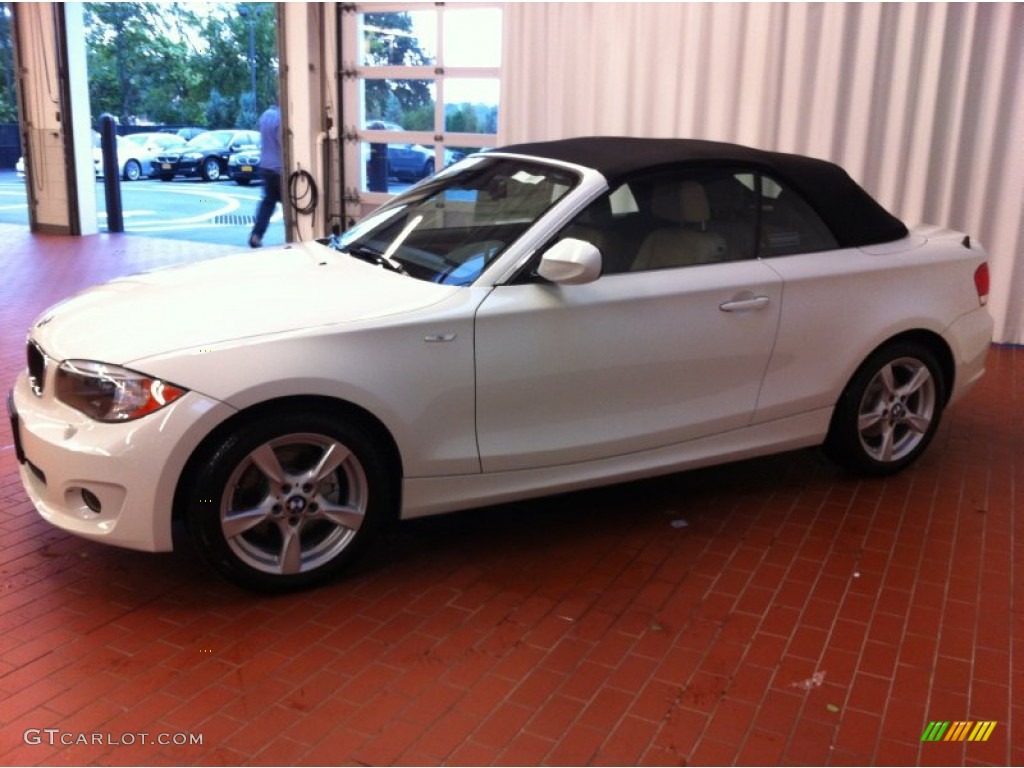 2013 1 Series 128i Convertible - Alpine White / Taupe photo #3